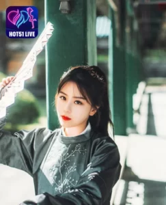 Read more about the article Gong Zi Bu Huai : Pesona Menggemaskan dari Model China di Live Streaming Hot51live. A beautiful girl with cute face