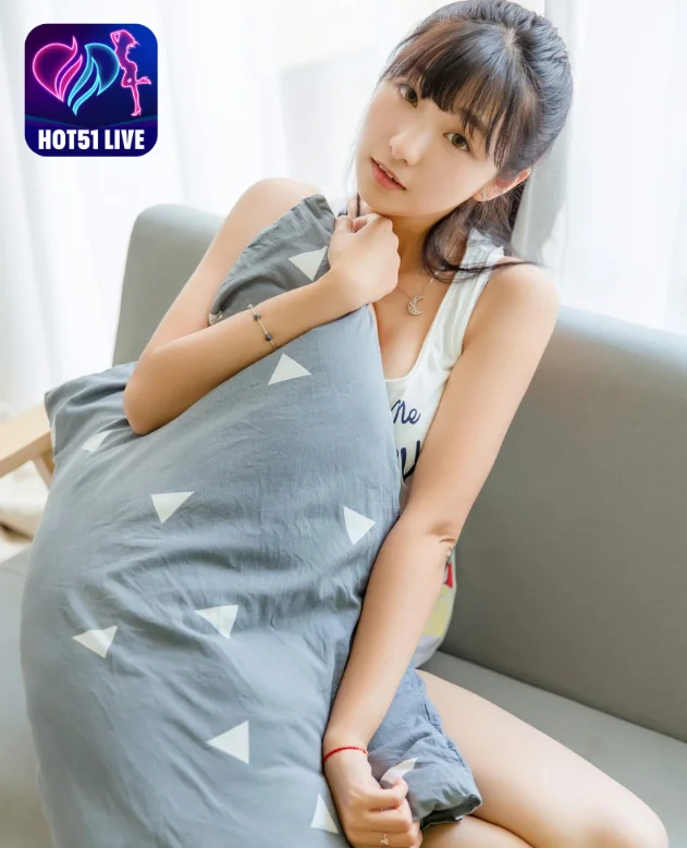 Read more about the article Keajaiban Qiu Qiu : Model Tiongkok yang Menggemaskan di Hot51live. Beautiful live show